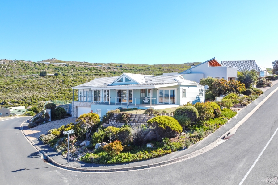 3 Bedroom Property for Sale in Glen Marine Western Cape